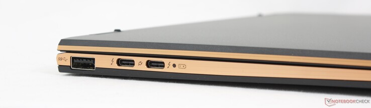 Po lewej: USB-A 3.2 Gen. 1, 2x USB-C Thunderbolt 4 z DisplayPort + Power Delivery